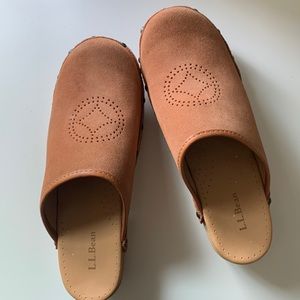 LL Bean womens clogs
